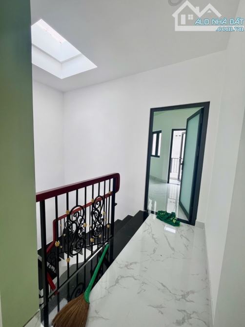 Bán Gấp Nhà Mới Xây 4 Tầng  - Đường Đô Đốc Chấn - P Sơn Kỳ - HXH - DT 65m2 - Nhỉnh 6 Tỷ - 1