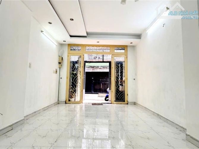 Cho thuê nhà hẻm Nguyễn Tri Phương, Quận 10 – 1 trệt 1 lầu, full nội thất - 1