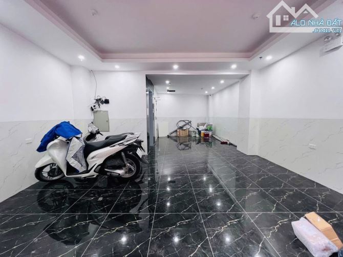 BÁN NHÀ DÒNG TIỀN SIÊU HIẾM  PHỐ LÊ QUANG ĐẠO - THANG MÁY  14 PHÒNG FULL KÍN  DT 600 TRIỆU - 1