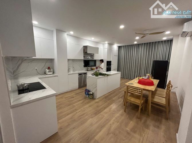 hẻm xe hơi đường nguyễn hữu cảnh, 4,7x16m, 5 tầng, 10 tỷ thương lượng - 1