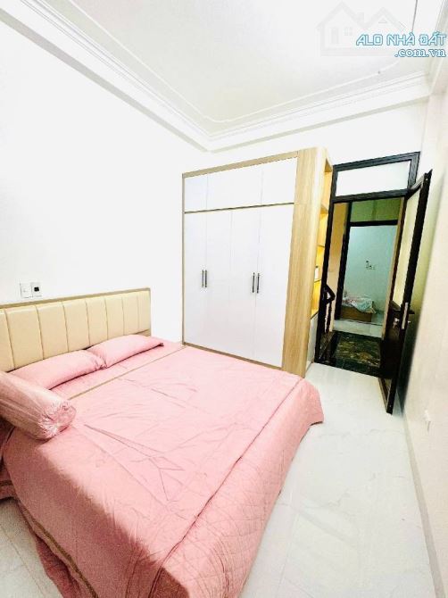 🌺KHƯƠNG TRUNG - THANH XUÂN-NHÀ MỚI FULL NỘI THẤT - SỔ ĐẸP🌺30M2 NHỈNH 6 đồng - 1