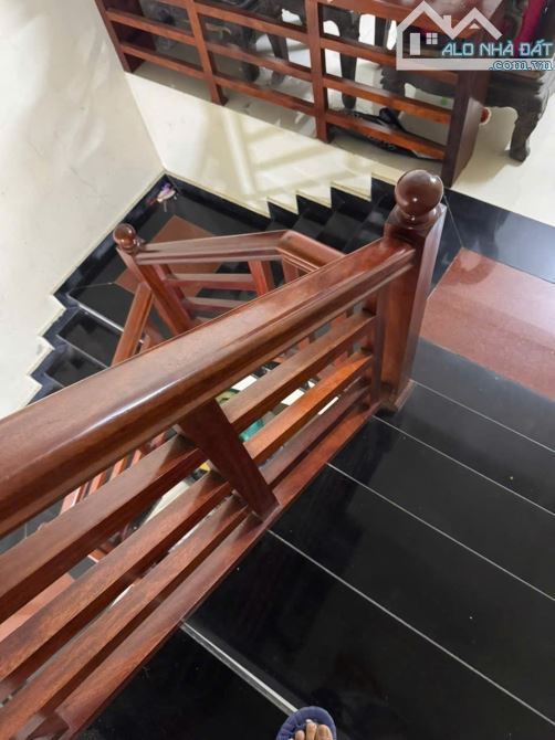 Bán nhà 4 tầng khả lễ 2 bị 1m đường va dt 72m2 + mt 4m + hướng ĐN giá 8.5 tỷ - 1
