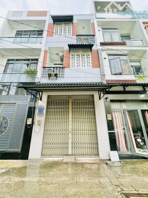 Bán nhà Hẻm Xe Tải BHH Gần Aeon Mall Tân Phú, 3 Tầng 4x12M chỉ 5.2 Tỷ TL - 1