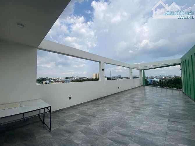 Bán nhà góc 2 mặt tiền thiết kế dạng căn hộ dịch vụ ngay cổng chào Bình Dương (8x23) - 1