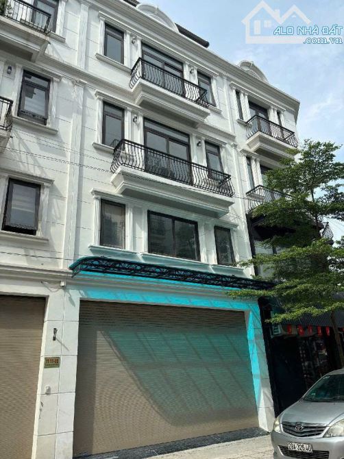 Khu Đấu Giá Trâu Quỳ / Shophouse 5T 84m, 6m tiền, 22.7 tỷ / Thang máy, Ô tô tránh, Vỉa hè - 1