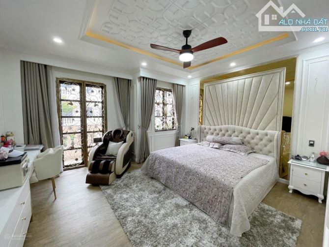Bán nhà 2 lầu hẻm 1/ Đường Nguyễn Văn Khối - P11 -(8mx16m) -Giá 12tỷ800 TL. - 1