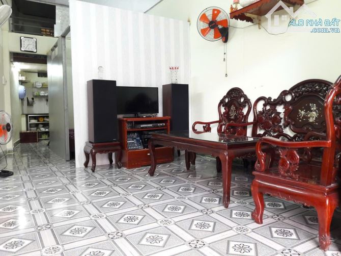 Duy nhất 1 căn nhà dưới 3tỷ, hẻm 17 Hoàng Diệu Thông Dã tượng dt 42,3m2, cách biển 300m - 1