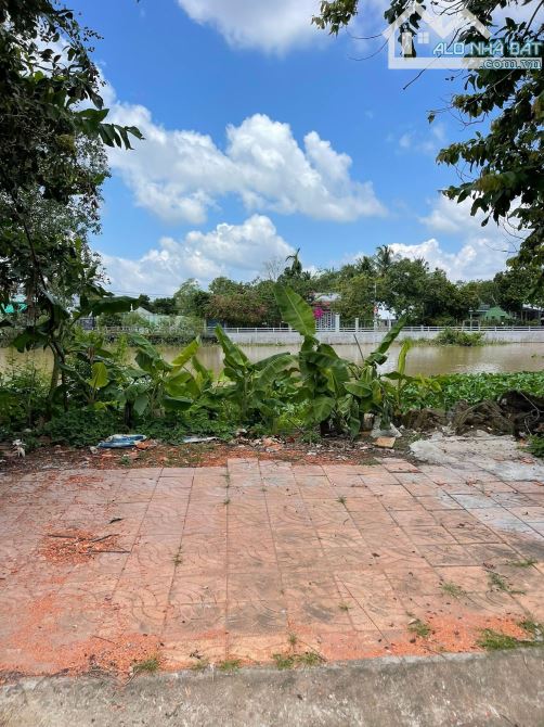 Bán cặp nền 200m2 view sông khu TDC Mỹ Khánh - An Bình - TPCT - 1