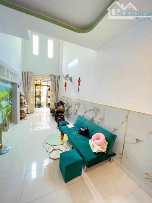 CĂN NHÀ TRONG MƠ -TÊN LỬA BÌNH TÂN - 53M2 - NỞ HẬU TÀI LỘC - GIÁ NGÃ CÂY: CHỈ 3.9 TỶ TL - 1