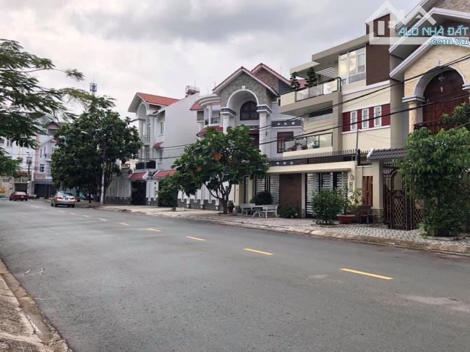 Cho thuê nhà khu Tên Lửa, đường Số 28 DT 5 x 20m, 3.5 tấm, 25 triệu. gần Aeon Mall - 1