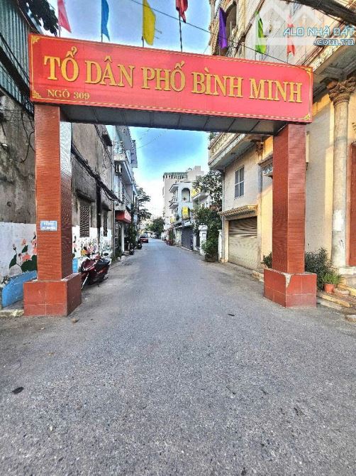 Bán nhanh lô góc 40m², đất nở hậu đón tài lộc_ngay tại Trung Tâm Thị trấn trâu quỳ - 1