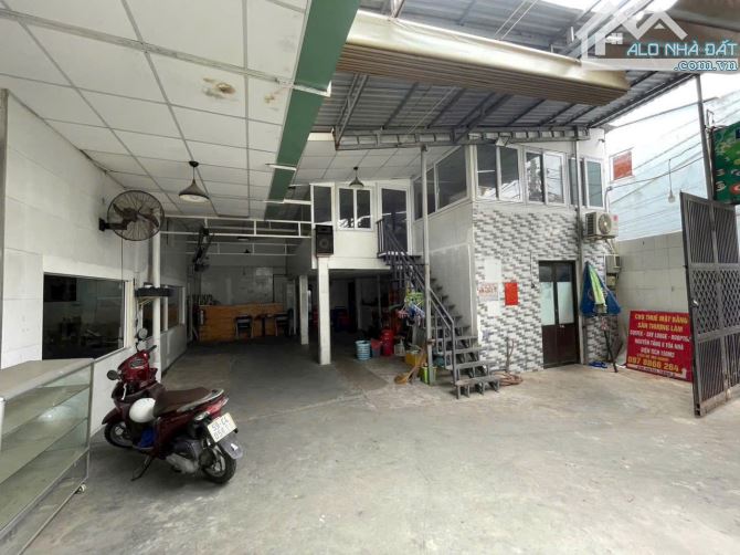 cho thuê kho quận 7 hẻm 458 đường Huỳnh Tấn Phát 600m2 giá 38 tr - 1