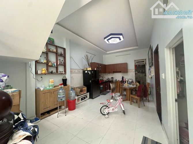 ⭐️ Nhà Vuông SHR 2 tầng HXH né 109m2 – Thạnh Xuân 52 Quận 12 - 1