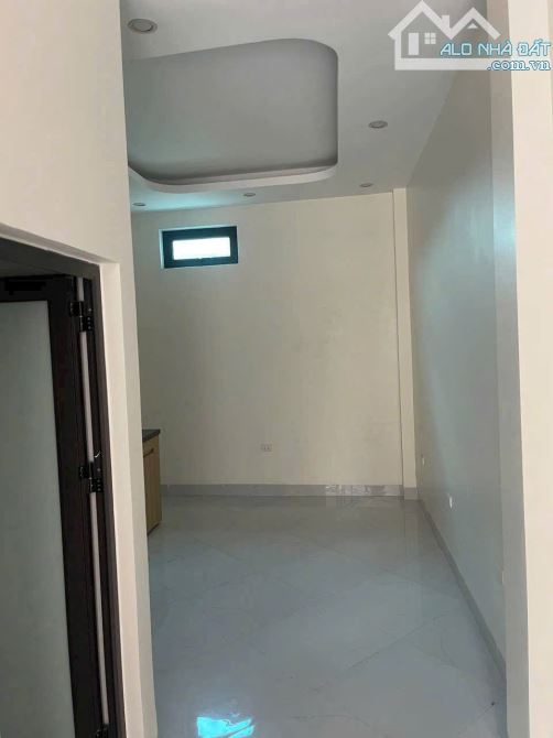 Bán nhà 5 tầng 42m full nội thất cạnh đại học Đại Nam 6 tỷ - 1