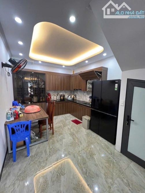Hàng hiếm Hồ Tùng Mậu, Mỹ Đình. DT 48m2* 5T* MT 4.6m. Nhà đẹp giá tốt, xem ngay kẻo lỡ! - 1