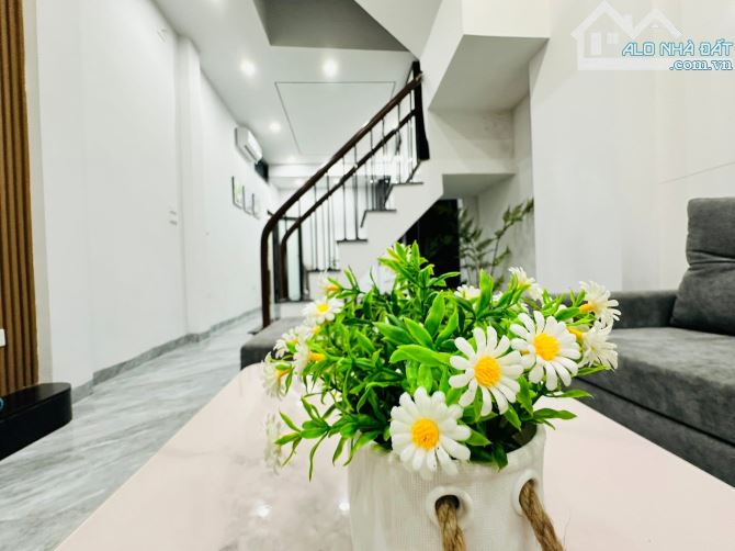 ☘️☘️☘️Bán nhà Văn Hội - Bắc Từ Liêm - ô tô 7 chỗ đỗ cửa - kinh doanh - 54m2 - dân xây - nh - 1