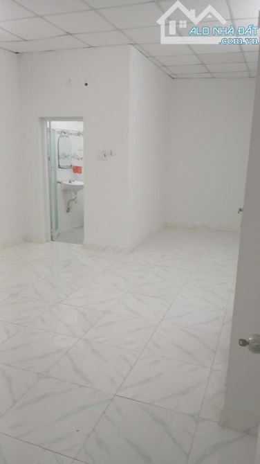 Bán nhà 60m² 2 tầng, Q12 Nguyễn Thị Nhuần kế bên ngã tư Hà Huy Giáp cầu An Lộc, giá 4.1 tỷ - 1