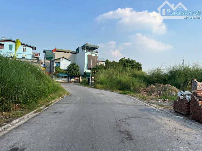 Bán lô đất đẹp hai mặt thoáng trước sau tại trung tâm khu đấu giá Làng Cam, Cổ Bi, Gia Lâm - 1
