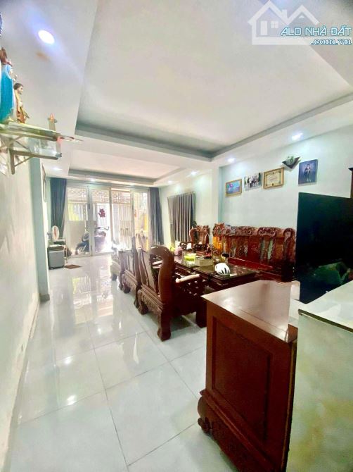BÁN NHÀ 3 TẦNG SHR 4,5 X 22M TÂN CHÁNH HIỆP, Q12 HẺM 6M XE HƠI GẦN GÒ VẤP - 1