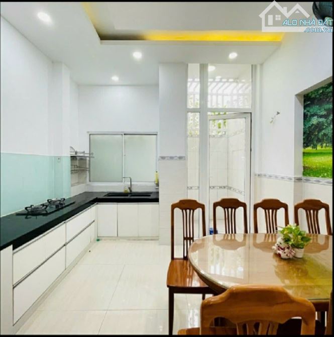NHÀ 3 TẦNG - HẺM Ô TÔ - KHU PHÂN LÔ XÂY FULL 65 M2. - 1