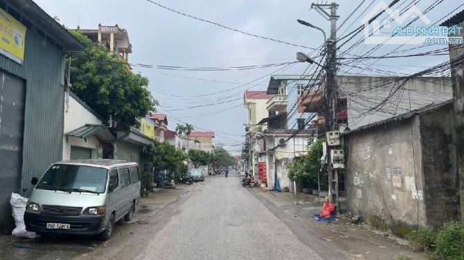 ĐẤT ĐẸP 120M,NGÕ THÔNG Ô TÔ SẴN DÃY TRỌ CHO THUÊ DONG TIỀN ĐỀU ĐẶN - 1