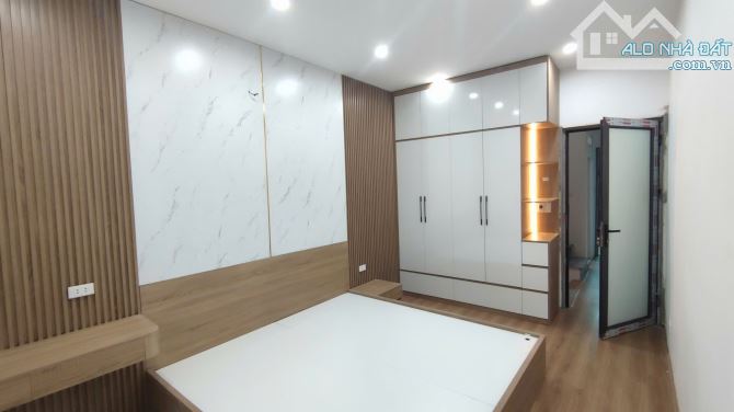 NHÀ MỚI PHỐ ĐỐC NGỮ_BA ĐÌNH_DT 37m2_4 NGỦ_KHÔNG LỖI_TƯƠNG LAI MẶT PHỐ_HƠN 8 TỶ - 1