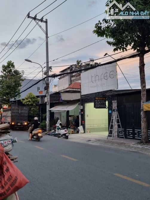 BÁN NHÀ MẶT TIỀN HUỲNH THỊ HAI 4X23M GẦN CHỢ VỊ TRÍ ĐẸP TIỆN KD - 1