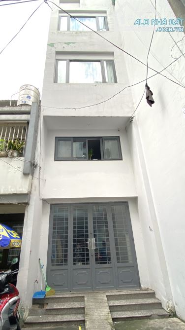 Nhà Cống Quỳnh Q1 - 31m2 - 7PN - sân trước nhà 3 gác - 1 trệt 1 lửng 3 lầu 1 ST BTCT - 1