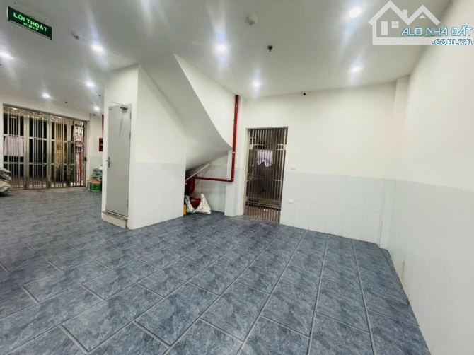Bán nhà Mễ Trì Thượng Tòa Nhà Căn Hộ Dịch Vụ Ngõ Thông,Lô Góc,Ô Tô Gần Giá 21 tỷ - 1