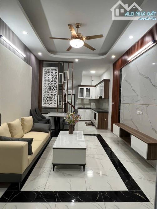 GIÁ SỐC SIÊU PHẨM VĂN QUÁN, Ô TÔ TRÁNH NHAU, 40M2 - 5TẦNG, NHỈNH 8 TỶ, CÓ THƯƠNG LƯỢNG - 1