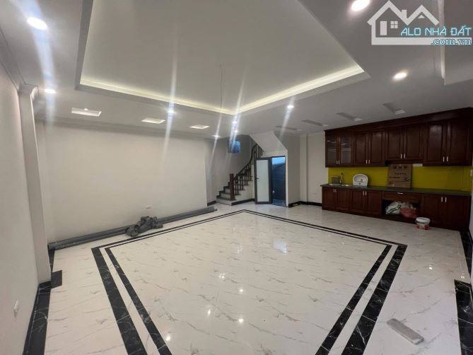 🔥🌺🏡 Chủ muốn bán nhanh!!! Nhà MẶT TIỀN 7 m, 55 m2 chỉ nhỉnh 7 tỷ Phúc Lợi, Long Biên - 1