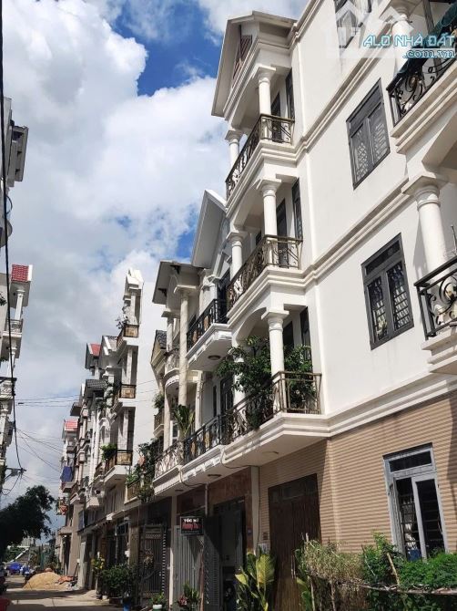 NHÀ 4 TẦNG BTCT MỚI TINH SANG TRỌNG, 96M2, 4PN, 4WC, HXH, GẦN CHỢ ĐÔNG QUANG, CHỈ 7,5 TỶ - 1