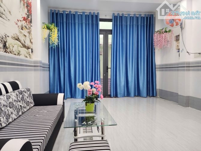 Nhà mới đẹp ở ngay, 43m2, 2 tầng BTCT, P6, Q8, SHR hoàn công đủ, nhỉnh: 4t.ỷ - 1