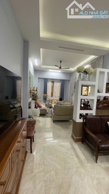 NHÀ 5 Tầng 8m X 25m Đường Tạ Quang Bửu Quận 8, Ngay Parc Mall  Cao Lỗ - 2