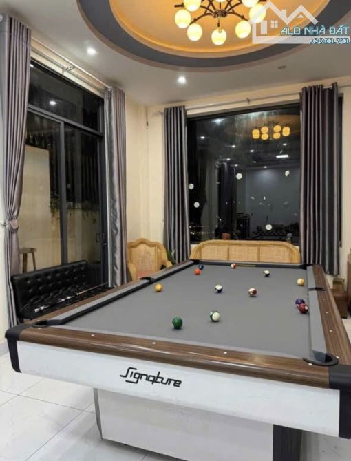 Villa 213,6m2, 8PN, 10,5 tỷ, Đã Hoàn công, Trịnh Hoài Đức Đà Lạt - 1