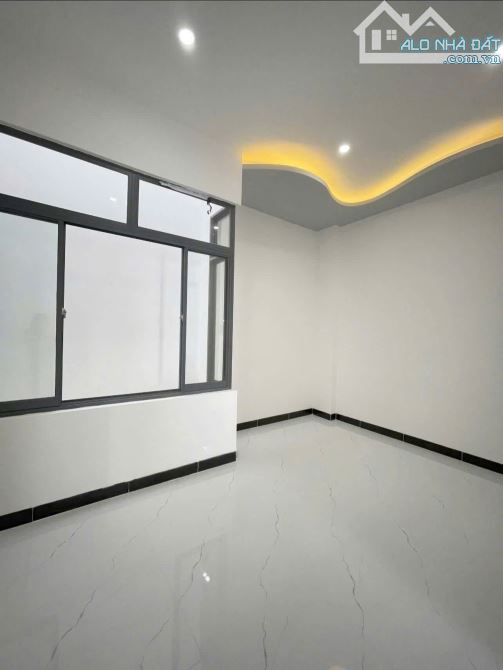 Bán Nhà đường Phạm Ngũ lão 3 Tầng Mới Đẹp P. Lê Hồng Phong Quy Nhơn, 44m2 , Giá 3 Tỷ 4xx - 1