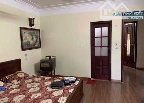 Cho thuê nhà nguyên căn tại KĐT Văn Khê, Tố Hữu, Hà Đông. DT 120m x 3 tầng, giá 36tr - 1