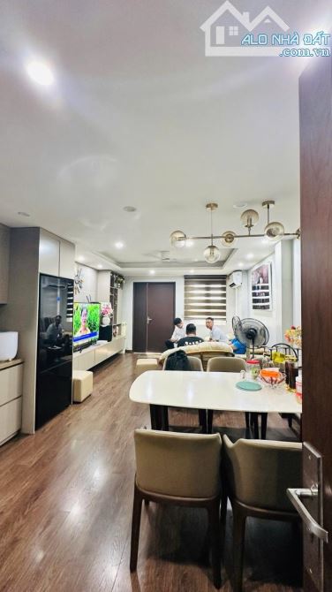 BÁN NHÀ PHÂN LÔ GELAXIA 885 TAM TRINH - HOÀNG MAI - THANG MÁY - 65M X 6 TẦNG - MT 4.5M - 1