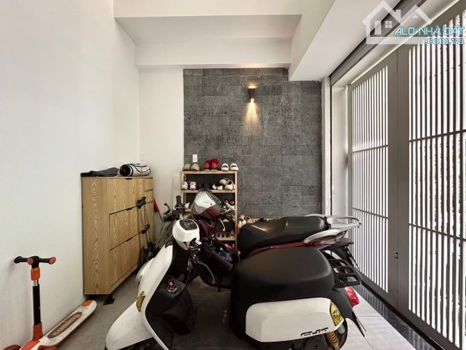 SIÊU VỊ TRÍ QUẬN 1 -HAI BÀ TRƯNG - TÂN ĐỊNH- 70M2(4.2 ❌ 17m) 5 TẦNG - HẺM Ô TÔ - GIÁ 22 TỶ - 12