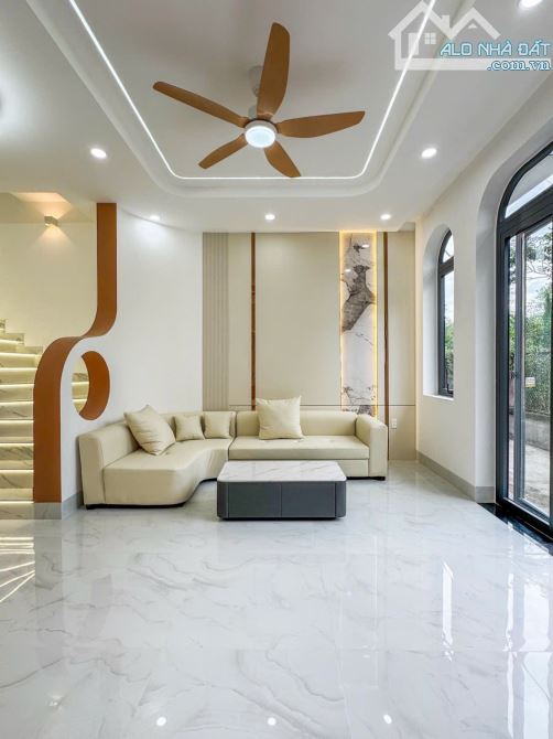 BÁN NHÀ PHỐ HIỆN ĐẠI FULL NỘI THẤT - TRỤC CHÍNH HẺM 7 TRÂN VĨNH KIẾT - 12