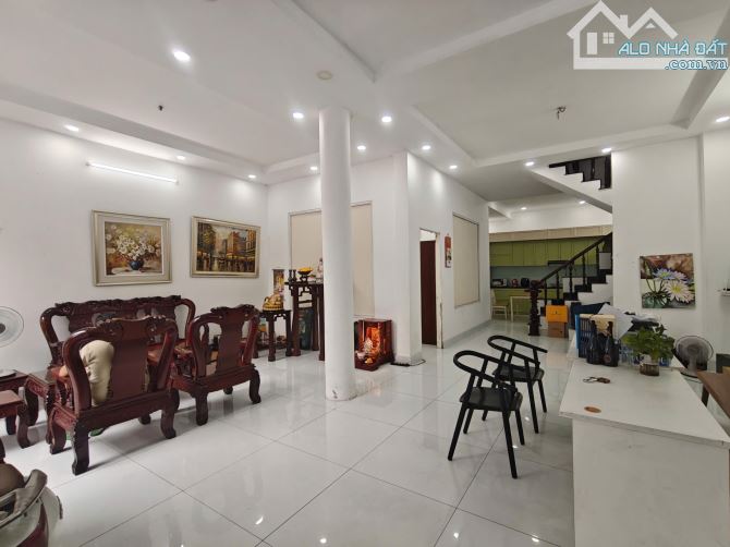 Nhà 1 lầu, 8x16m, hẻm 8m đường DHT42 cạnh KDC An Sương giá 9.5 tỷ TL - 12