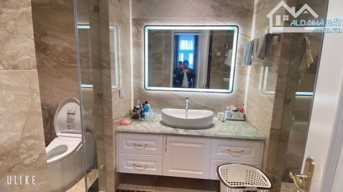 Bán nhà biệt thự vườn đào mặt phố Lạc Long Quân, Tây Hồ Tây, 400m2, 5T, MT 18m - 150 tỷ - 13