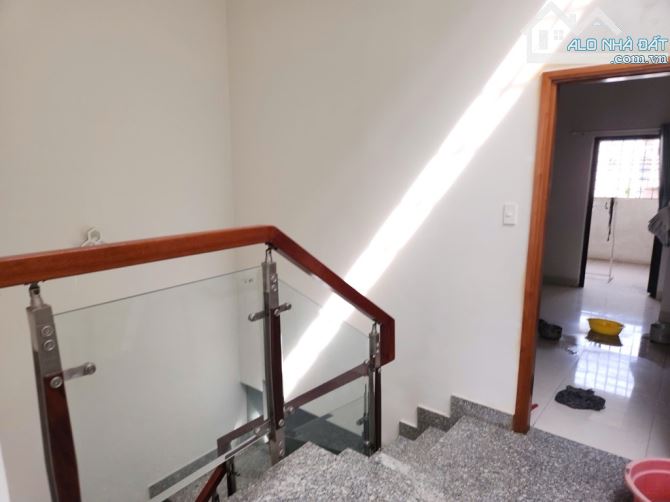 🎉🎉💥💥NHÀ 3 TẦNG 3 MÊ BẦU NĂNG 6📌Vị trí: 👉 Cách biển 400m, - 13