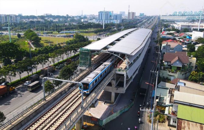 Cần tiền bán gấp Nhà 2 tầng DT đẹp 96m2 (5.5 x 18m) ngay Hoàng Diệu 2 đường oto 9.2 Tỷ - 14