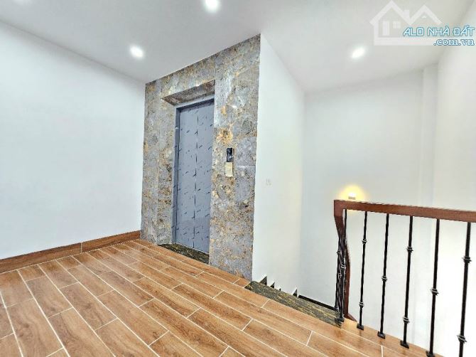 💥Nhà Đẹp-6 Tầng Thang Máy-Ga Ra Ô TÔ -Đường Xe Tải - Gần Hồ- Diện Tích Rộng - 15