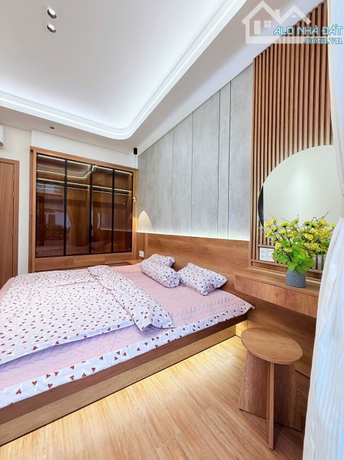 📌📌Làm việc trực tiếp!!! Bán nhà 3 tầng mới đẹp kiệt 82 Nguyễn Lương Bằng 🌺 - 15