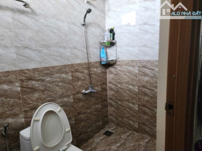 🎉🎉💥💥NHÀ 3 TẦNG 3 MÊ BẦU NĂNG 6📌Vị trí: 👉 Cách biển 400m, - 15