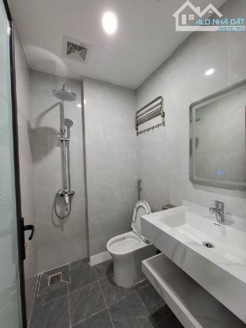 NHÀ MỚI 5 TẦNG THANG MÁY - KHU VỰC LÕI HÀ ĐÔNG PHỐ TÔ HIỆU - NGUYỄN TRÃI - 18