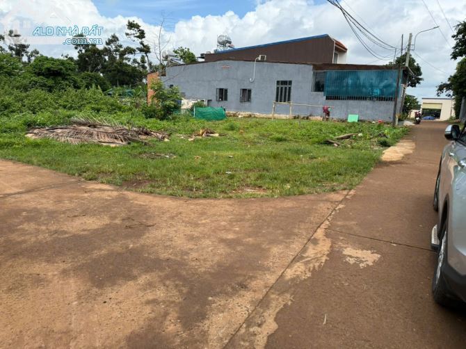 Cần bán lô đất góc 2 mặt tiền đường N10-D9, Buôn Ju (P. Tân An), vị trí đẹp - 2
