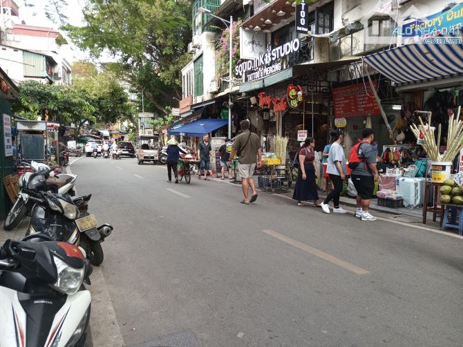 Rẻ nhất Mặt Phố Hàng Buồm, Hoàn Kiếm DT 460m2, Mặt tiền 15.5m, Giá Đầu Tư - 210 Tỷ - 2